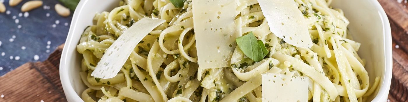 Linguine com pesto