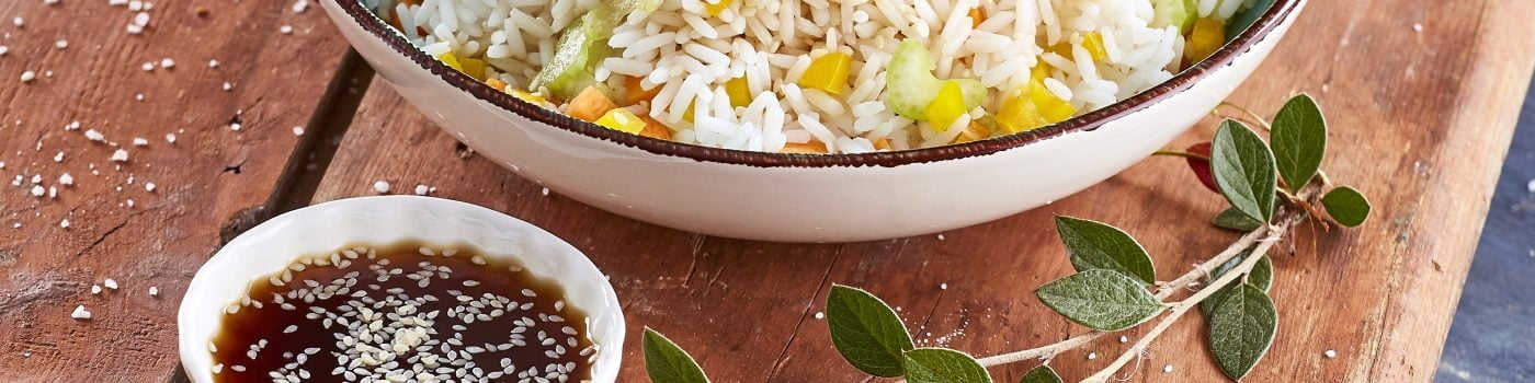 Salada de arroz asiática @Teleulinária
